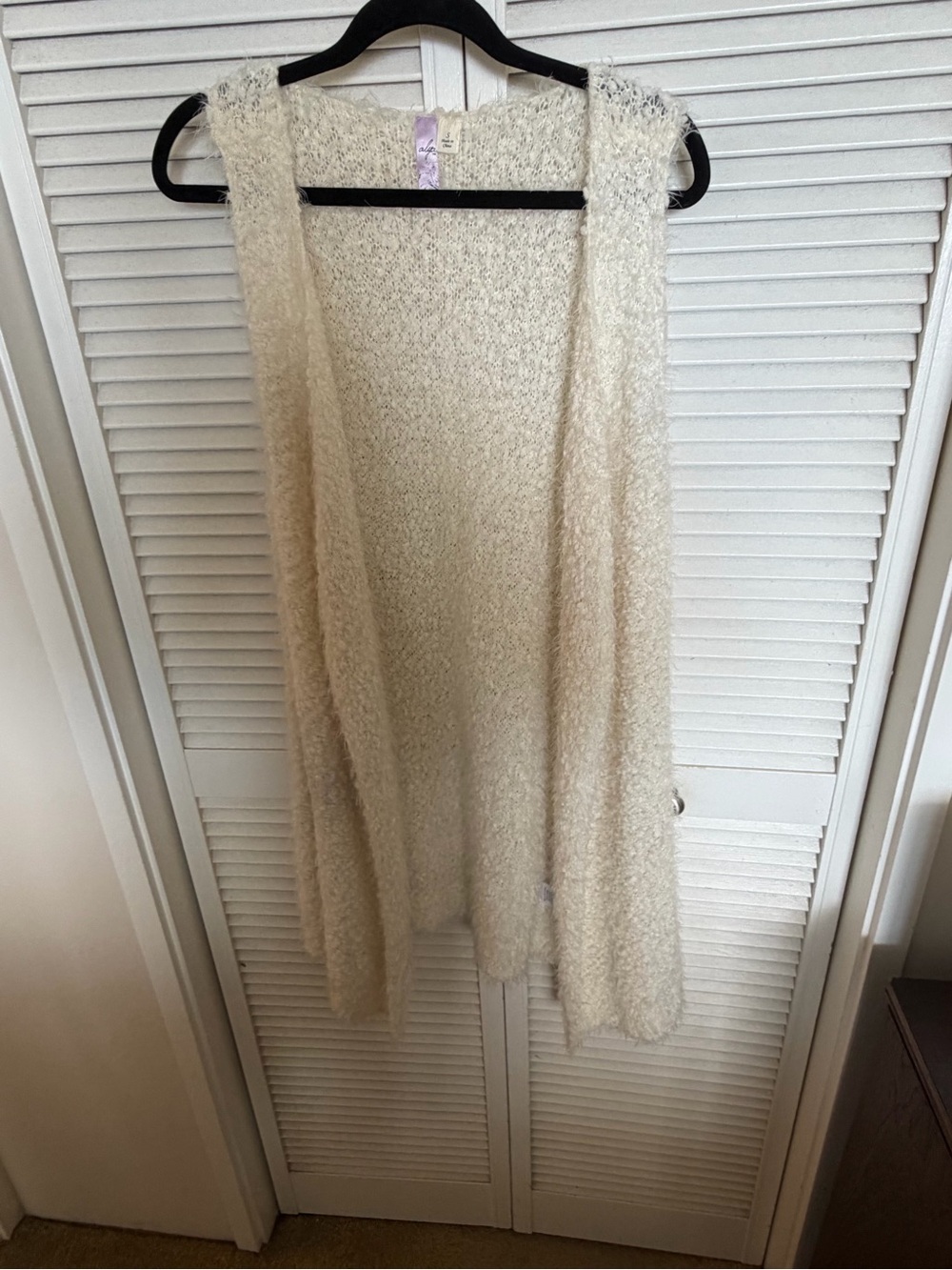 Alya Cream Fuzzy Open-Front Sleeveless Cardigan Vest